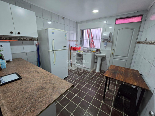 Casa Para Empresa Con Capacidad Para 20-25 Personas.