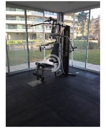 Apartamento En Venta - Brava- Ref: 3902