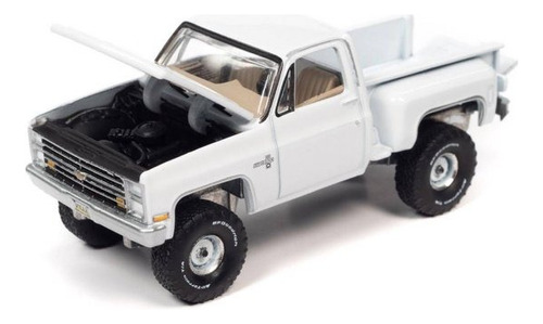 Chevrolet Silverado 1986 Stepside - Auto World Escala 1/64