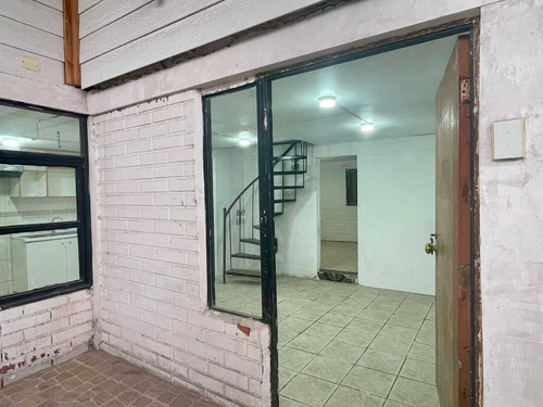 Arriendo Casa Hospital Félix Bulnes. 5 Dorm. (93715)