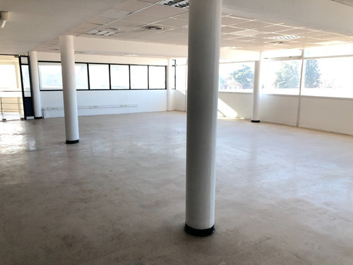 Imagen 24 de 25 de Alquiler Oficina San Isidro