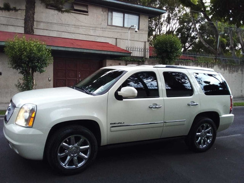 Imagen 1 de 13 de Gmc Yukon 2012 6.2 C Denali 403 Hp 4x4 At