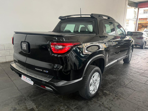 Fiat Toro 1.8 16v Freedom Flex 4x2 Aut. 4p