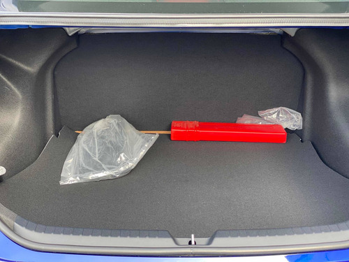 Imagen 6 de 12 de Toyota Yaris E