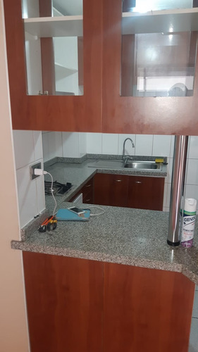 Impecable, Excelente Ubicación A Pasos Metro Alcantara.-