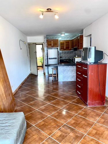Imagen 4 de 21 de 2 Habitación Y Un Baño Con Piscina
