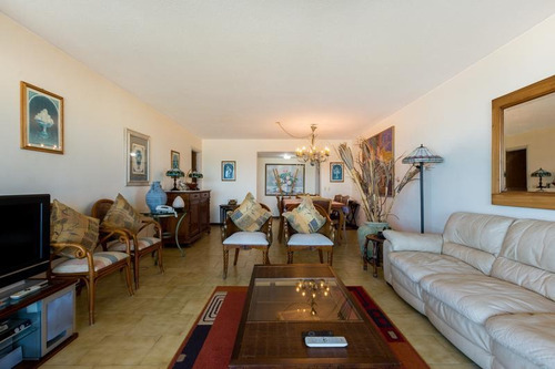 Oportunidad Apartamento 3 Dormitorios Más Dependencia Punta Del Este
