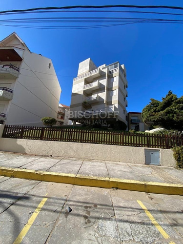 Departamento Monoambiente, Balcon Lateral Con Vista Al Mar