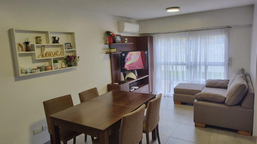 Departamento En Venta - 2 Dormitorios 1 Baño - Cochera - 52mts2 - Las Lilas, Mar Del Plata