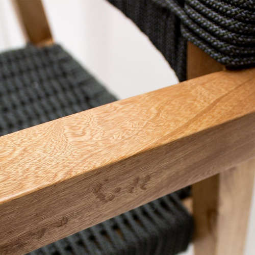 Silla Artesanal Madera Cuerda Morelia By Promobel Color de la estructura de la silla Natural Color del asiento Negro Diseño de la tela No aplica
