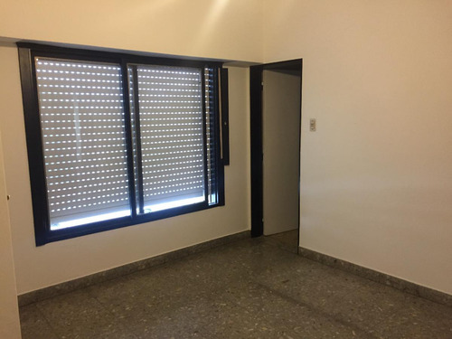 Departamentos En Venta - 8 Dormitorios 5 Baños 1 Cochera 1 Deposito - 467mts2 - Villa Lynch