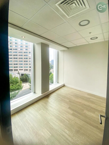 Amplia Oficina En Arriendo 360 M² Con Opción De Subdivisión