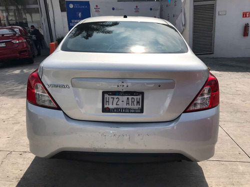 Imagen 4 de 15 de Nissan Versa 2018 4p Sense L4/1.6 Aut
