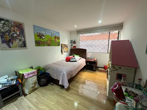 Apartamento En Venta En San Patricio. Cod V13601