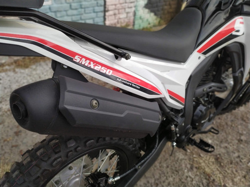 Imagen 14 de 16 de Smx 250 Adventure Gilera 0km Equipada