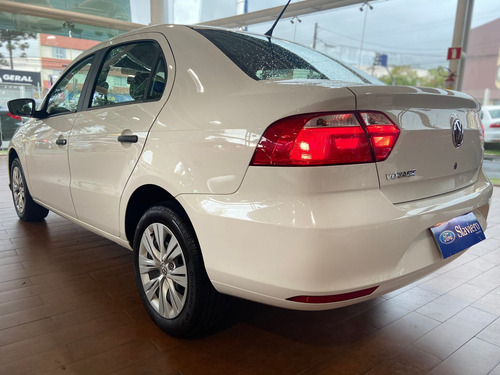 Volkswagen Voyage 1.6 Msi Flex 8v 4p