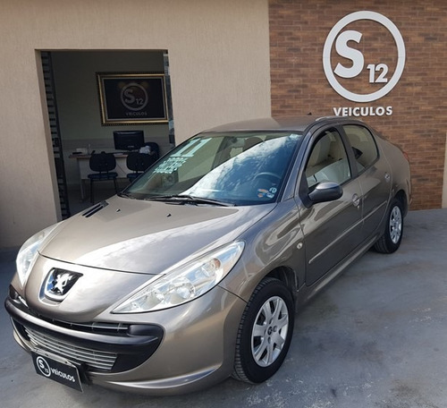 Imagem 3 de 10 de Peugeot 207 1.4 Xr Passion 8v Flex 4p Manual