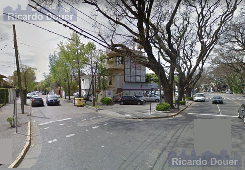 Imagen 3 de 6 de Edificio De Oficinas Sobre Av. Libertador! Acassuso
