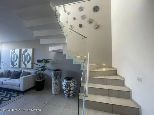 Casa En Venta Toluca, San Mateo Otzacatipan Gis 24-3366