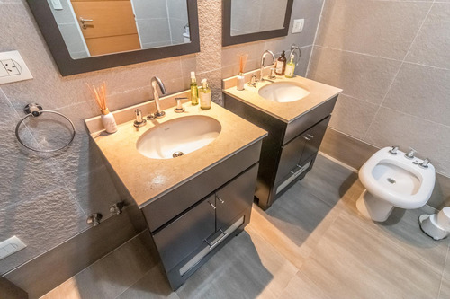 Venta De Casa 4 Ambientes En Mataderos | Apto Crédito