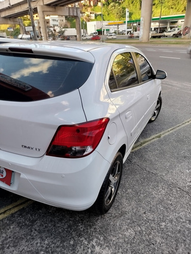 Chevrolet Onix Chevrolet Onix 1.0 LT SPE/4