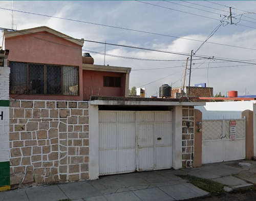 Sk17 Hermosa Casa En Venta, En Excelente Estado Ideal Para Iniciar Tu Patrimonio En La Mejor Zona De Durango Col De Los Maestros, Pago Accesible En 2 Exhibiciones, Solo Recursos Propios. No Infonavit