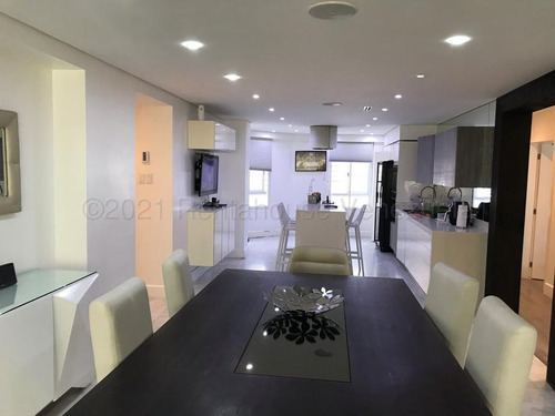 Se Vende Apartamento En El Rosal Mls #23-26390