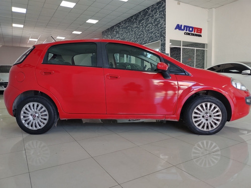Imagen 14 de 22 de Fiat Punto 2014 1.4 Attractive Pack Top Con Gnc