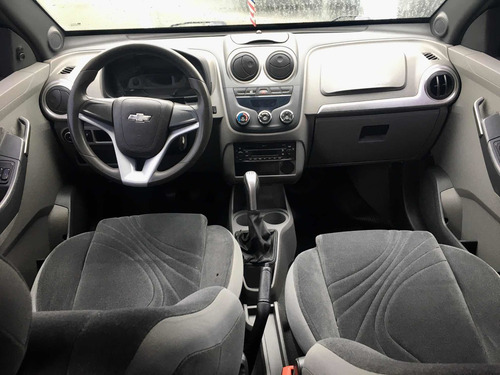 Imagem 6 de 7 de Chevrolet Agile 2011 1.4 Lt 5p