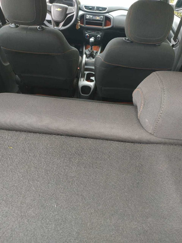 Imagem 8 de 11 de Chevrolet Onix 2013 1.0 Lt 5p