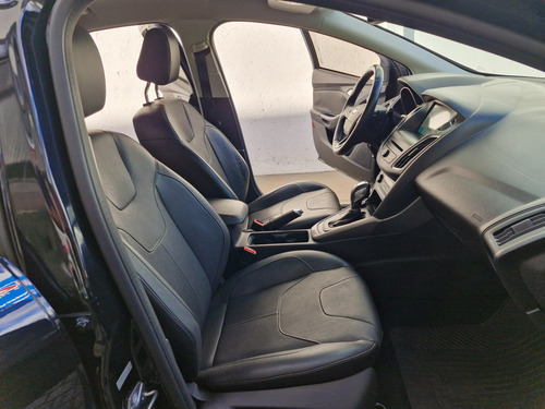Ford Focus 2.0 SE PLUS 16V FLEX 4P POWERSHIFT