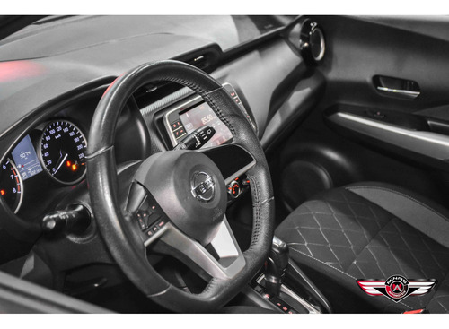Nissan Kicks 1.6 16V FLEXSTART SV 4P XTRONIC