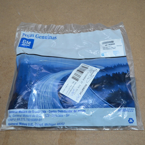 Imagem 4 de 4 de Trilho Dianteiro Suporte Parachoque S10 01/11 L. Direito