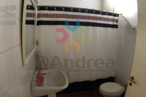 Venta / Oportunidad Casa En 104 Entre 107 Y 109 Mercedes (b)