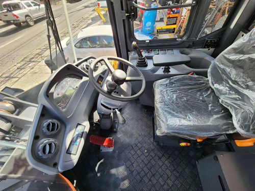 Cargador Frontal Sobre Ruedas Doosan Develon Sd200