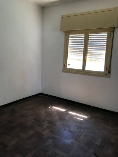 Imagen 2 de 8 de Venta Departamento, Calle 6 E/ 62 Y 63 Estado A Reciclar