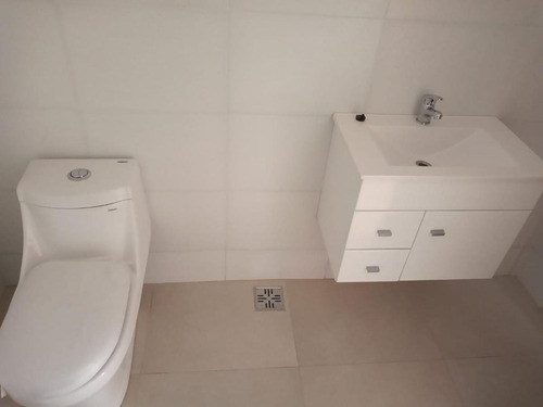 Imagen 13 de 17 de Oficina 100m² Apto Prof. - San Justo