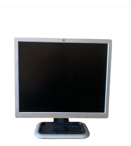 Monitor Lcd Cuadrado 19 Grado A, Vga, Cables, Base (Reacondicionado)
