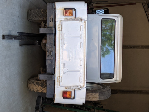 Imagen 4 de 13 de Jeep Ika 1974