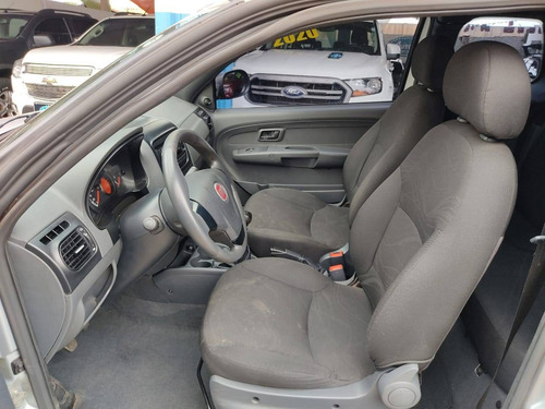 Fiat Strada 1.4 Mpi Hard Working Cd 8v Flex 3p Manual