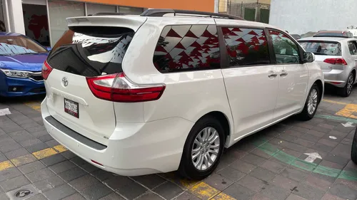 Toyota Sienna 3.5 Xle At