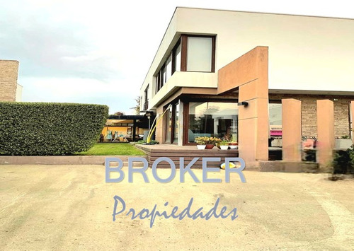 Broker Lomas, Moderna 4d-4b-se-patio-soleada