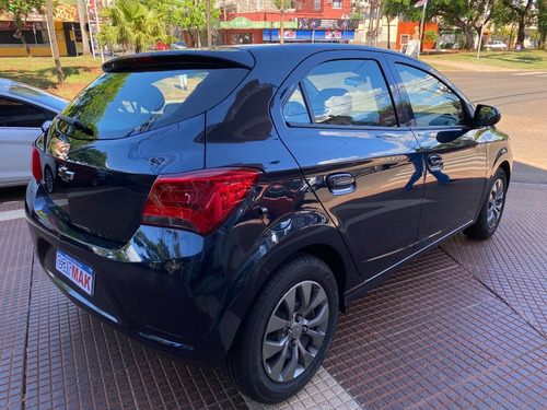 Chevrolet Onix Joy Black 2020