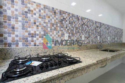 Imagem 10 de 15 de Apartamento No Leme!! - Boap20513