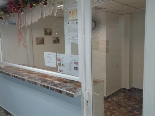 Imagen 5 de 10 de Clínica En Venta Valencia Excelente Zona Cjs