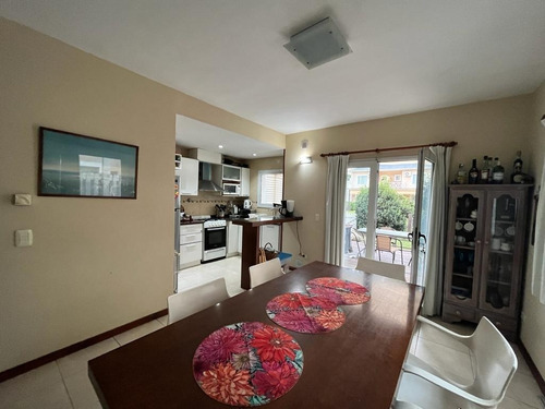 Venta De Triplex Ubicado En Complejo Tridente Pinamar