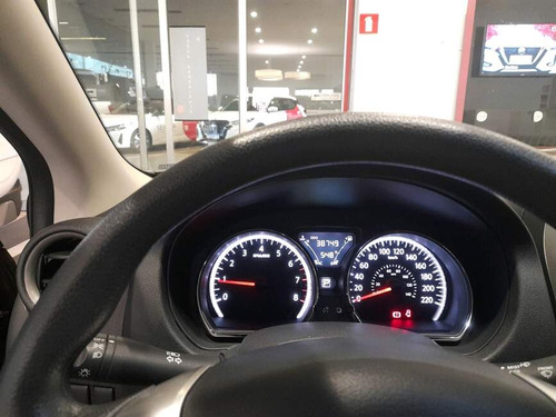 Nissan Versa 1.6 16V FLEXSTART SV 4P XTRONIC