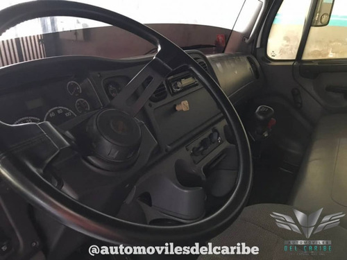 Imagen 8 de 15 de Camion Freightliner M2 106 Cava De Aluminio