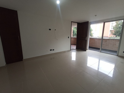 Apartamento En Venta En Conquistadores Medellín