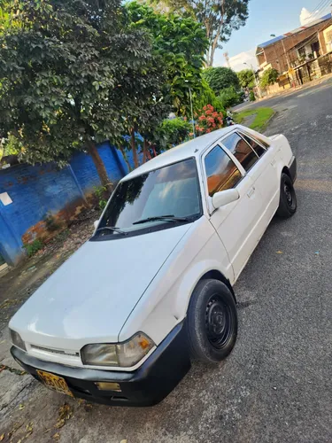 Mazda 323 1.3 Ns 4 p